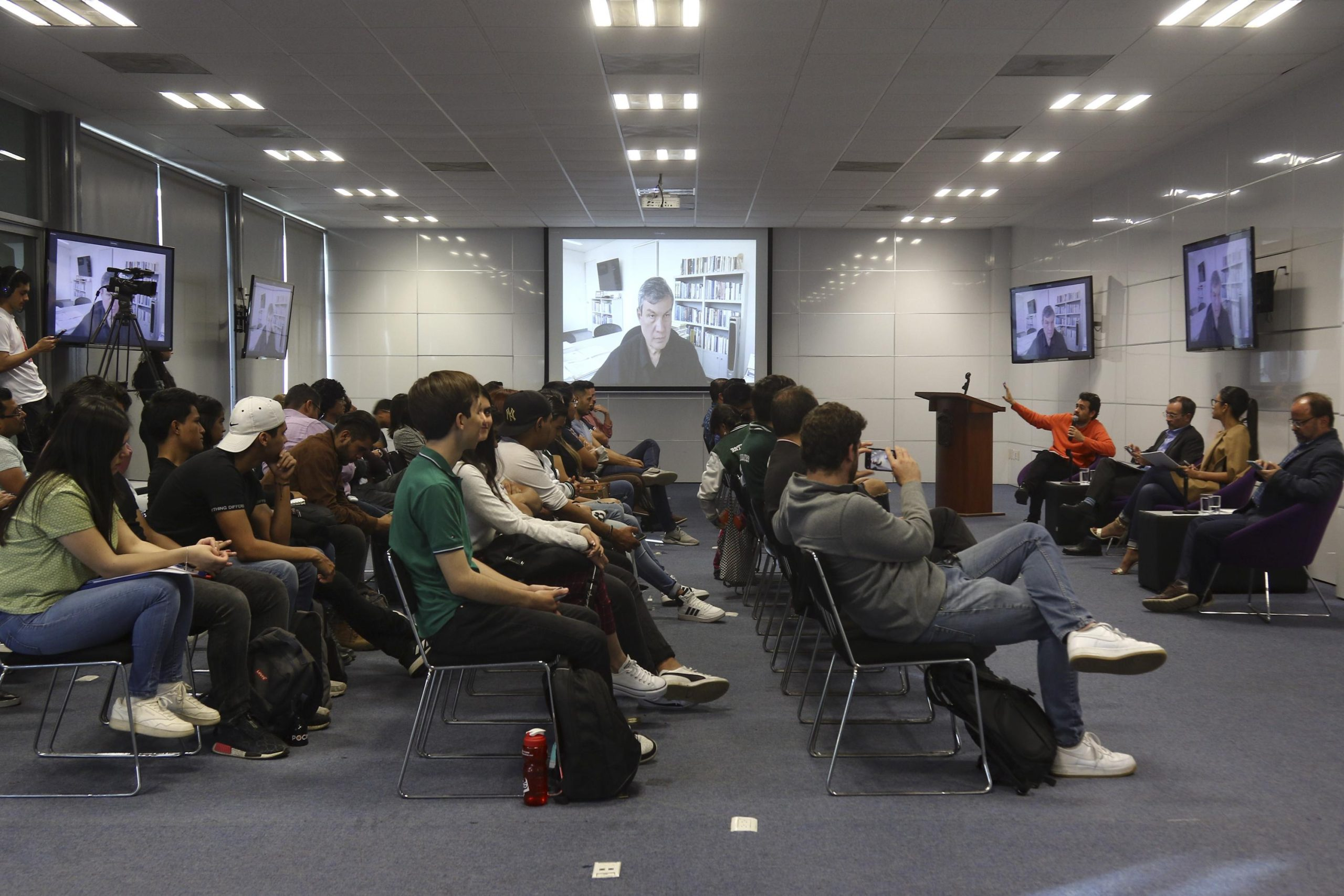Tradición y modernidad en la educación universitaria